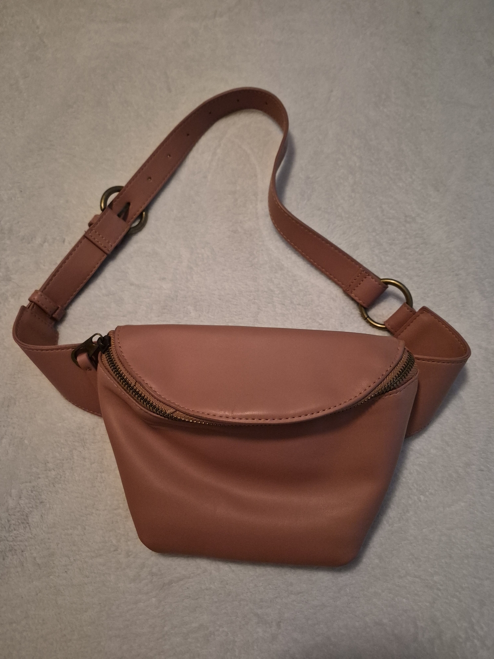 Universal Thread Mauve Pink Faux Leather Mini Belt Bag